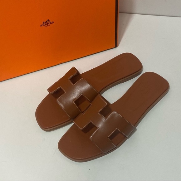 Hermès Brown Slide Sandals - Picture 1 of 4